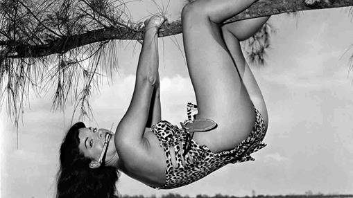 8-Bettie-Page-Hanging-from-Tree-Web