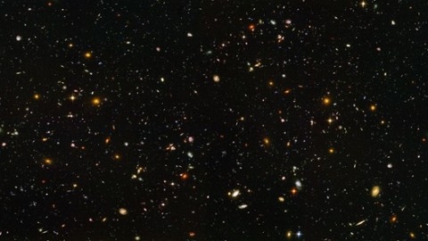 I-made-a-wallpaper-from-the-Hubble-ultra-deep-picture-what-do-you-think-Imgur_thumb.jpg
